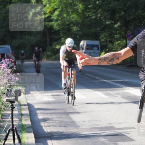 08.09.2024 - Stadtparktriathlon Zöllner http://msf.ph/oto/6987731 08.09.2024 10:04:18 Radfahren 200, 227, 253 meine-sportfotos.de