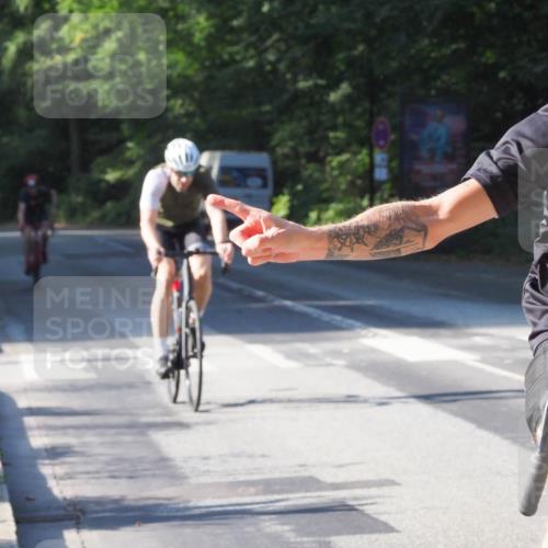 08.09.2024 - Stadtparktriathlon Zöllner http://msf.ph/oto/6987734 08.09.2024 10:04:19 Radfahren 184, 200, 227, 253 meine-sportfotos.de