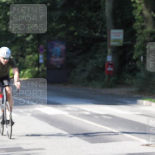 08.09.2024 - Stadtparktriathlon Zöllner http://msf.ph/oto/6987739 08.09.2024 10:04:19 Radfahren 184, 200, 227, 253 meine-sportfotos.de