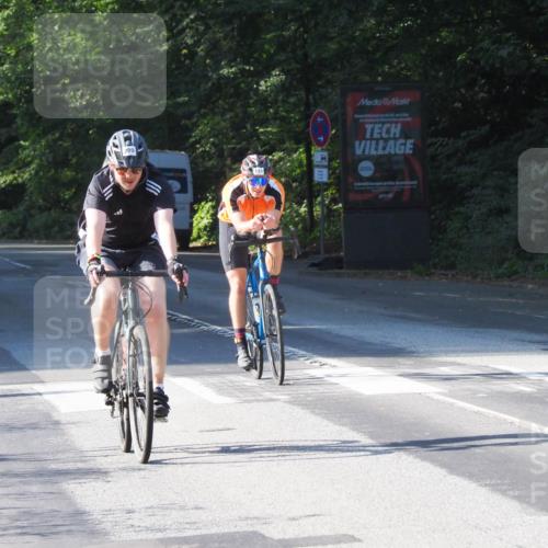 08.09.2024 - Stadtparktriathlon Zöllner http://msf.ph/oto/6987772 08.09.2024 10:04:32 Radfahren 184, 193, 209 meine-sportfotos.de