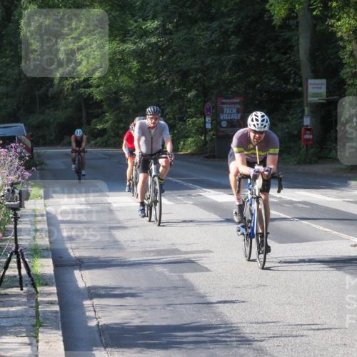 08.09.2024 - Stadtparktriathlon Zöllner http://msf.ph/oto/6987821 08.09.2024 10:04:59 Radfahren 211, 217, 234, 246 meine-sportfotos.de