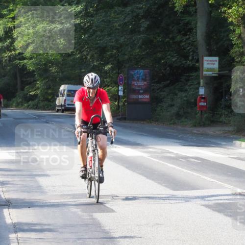 08.09.2024 - Stadtparktriathlon Zöllner http://msf.ph/oto/6987844 08.09.2024 10:05:16 Radfahren 201, 231, 258 meine-sportfotos.de