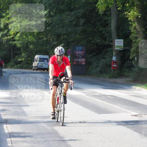 08.09.2024 - Stadtparktriathlon Zöllner http://msf.ph/oto/6987846 08.09.2024 10:05:16 Radfahren 201, 231, 258 meine-sportfotos.de