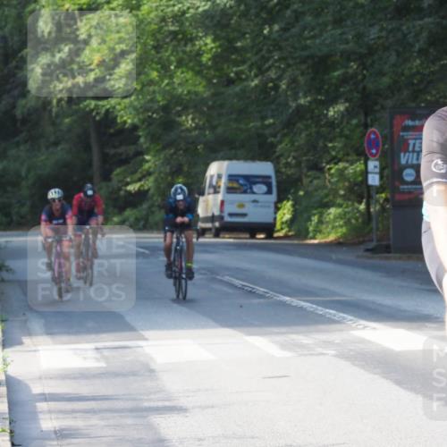 08.09.2024 - Stadtparktriathlon Zöllner http://msf.ph/oto/6987864 08.09.2024 10:05:25 Radfahren 201, 241, 249, 257, 258 meine-sportfotos.de
