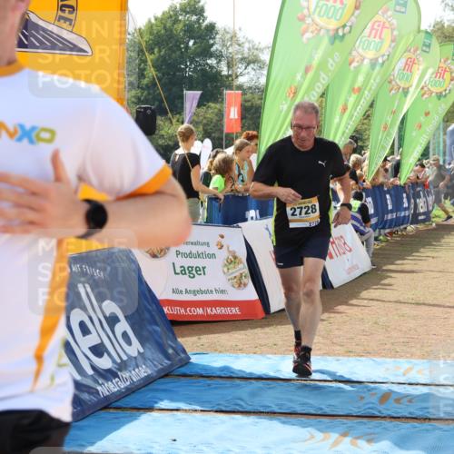 08.09.2024 - Airport Race Strokosch-Dieckow http://msf.ph/oto/6987865 08.09.2024 12:09:33 Ziel 2551, 2728, 2825 meine-sportfotos.de