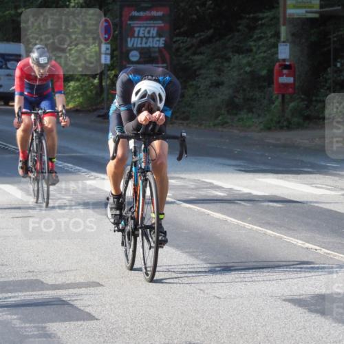 08.09.2024 - Stadtparktriathlon Zöllner http://msf.ph/oto/6987876 08.09.2024 10:05:28 Radfahren 241, 249, 257, 258 meine-sportfotos.de