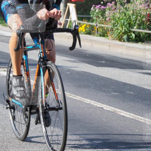 08.09.2024 - Stadtparktriathlon Zöllner http://msf.ph/oto/6987889 08.09.2024 10:05:29 Radfahren 241, 249, 257, 258 meine-sportfotos.de