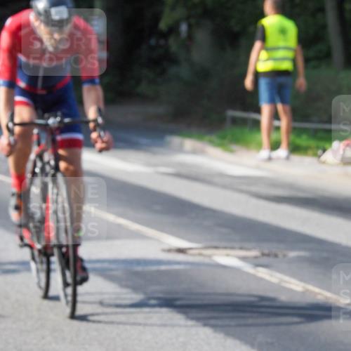 08.09.2024 - Stadtparktriathlon Zöllner http://msf.ph/oto/6987894 08.09.2024 10:05:29 Radfahren 241, 249, 257, 258 meine-sportfotos.de