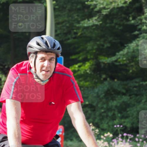 08.09.2024 - Stadtparktriathlon Zöllner http://msf.ph/oto/6987916 08.09.2024 10:05:41 Radfahren 202 meine-sportfotos.de