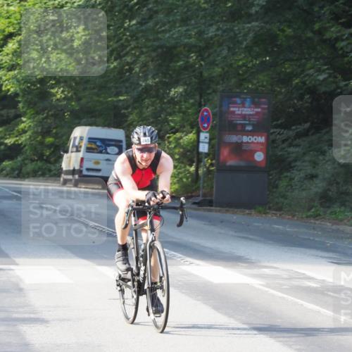 08.09.2024 - Stadtparktriathlon Zöllner http://msf.ph/oto/6987919 08.09.2024 10:06:12 Radfahren 245 meine-sportfotos.de