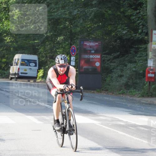 08.09.2024 - Stadtparktriathlon Zöllner http://msf.ph/oto/6987924 08.09.2024 10:06:12 Radfahren 245 meine-sportfotos.de