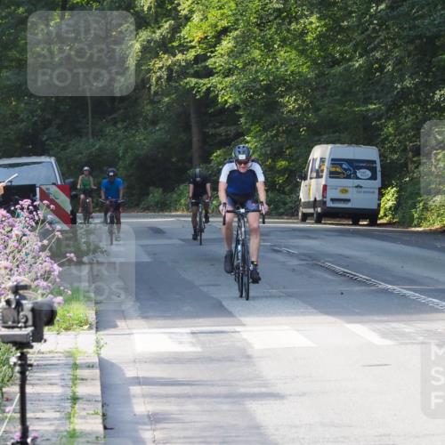08.09.2024 - Stadtparktriathlon Zöllner http://msf.ph/oto/6987946 08.09.2024 10:06:20 Radfahren 207, 223, 226 meine-sportfotos.de