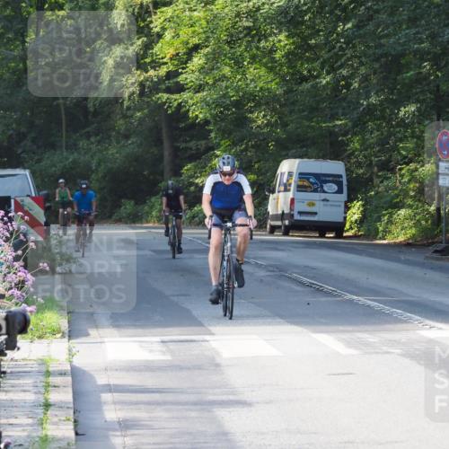 08.09.2024 - Stadtparktriathlon Zöllner http://msf.ph/oto/6987950 08.09.2024 10:06:21 Radfahren 207, 223, 226 meine-sportfotos.de