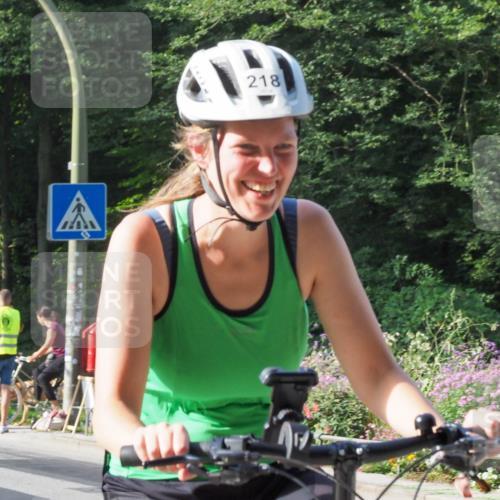 08.09.2024 - Stadtparktriathlon Zöllner http://msf.ph/oto/6988000 08.09.2024 10:06:36 Radfahren 218 meine-sportfotos.de