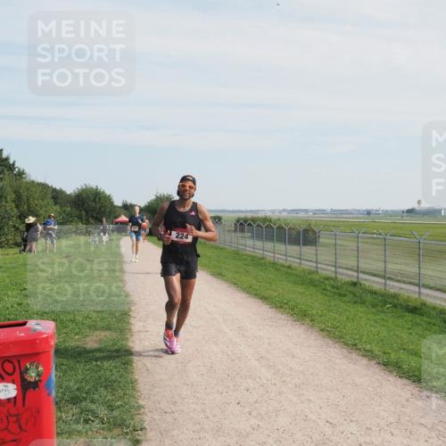08.09.2024 - Airport Race Miley Keyser http://msf.ph/oto/6988012 08.09.2024 11:58:30 Laufen OLYMPUS, DIGITAL, CAMERA meine-sportfotos.de