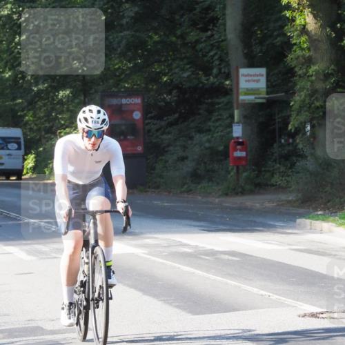 08.09.2024 - Stadtparktriathlon Zöllner http://msf.ph/oto/6988051 08.09.2024 10:06:59 Radfahren 188, 256 meine-sportfotos.de