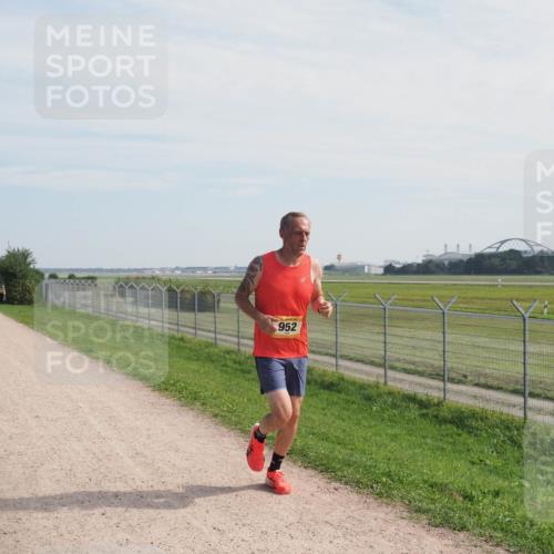 08.09.2024 - Airport Race Miley Keyser http://msf.ph/oto/6988070 08.09.2024 11:58:42 Laufen OLYMPUS, DIGITAL, CAMERA meine-sportfotos.de