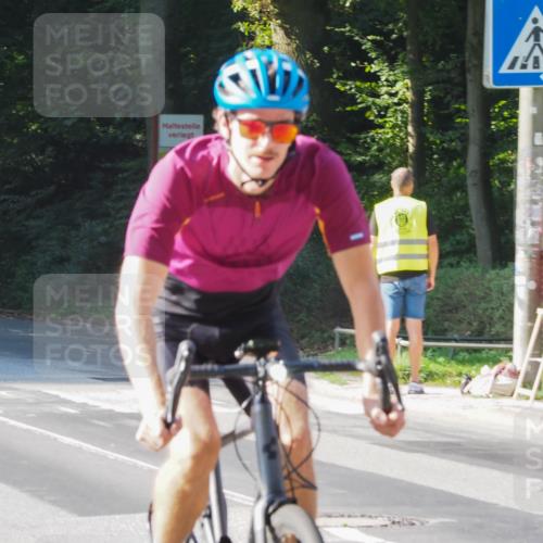 08.09.2024 - Stadtparktriathlon Zöllner http://msf.ph/oto/6988085 08.09.2024 10:07:09 Radfahren 215, 216, 256, 261, 262 meine-sportfotos.de