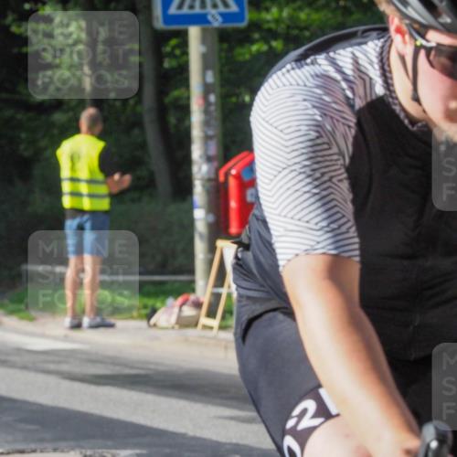 08.09.2024 - Stadtparktriathlon Zöllner http://msf.ph/oto/6988142 08.09.2024 10:07:18 Radfahren 215, 230, 261 meine-sportfotos.de
