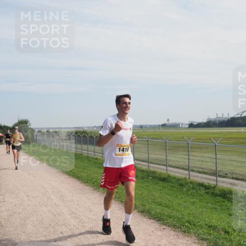 08.09.2024 - Airport Race Miley Keyser http://msf.ph/oto/6988143 08.09.2024 11:59:29 Laufen OLYMPUS, DIGITAL, CAMERA meine-sportfotos.de