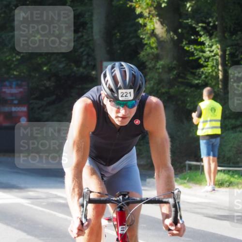08.09.2024 - Stadtparktriathlon Zöllner http://msf.ph/oto/6988152 08.09.2024 10:07:29 Radfahren 221, 259 meine-sportfotos.de