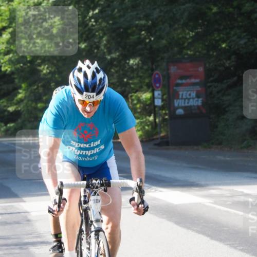 08.09.2024 - Stadtparktriathlon Zöllner http://msf.ph/oto/6988188 08.09.2024 10:07:49 Radfahren 204, 235, 243 meine-sportfotos.de