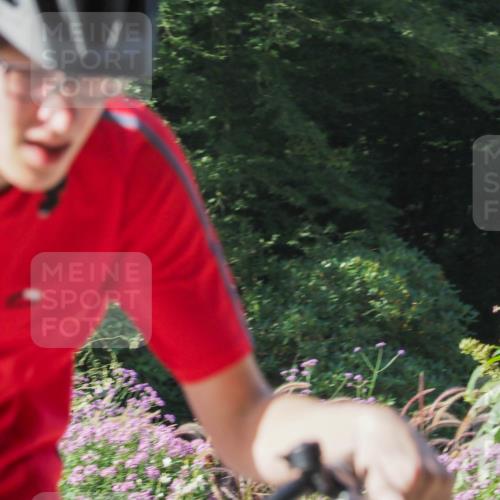 08.09.2024 - Stadtparktriathlon Zöllner http://msf.ph/oto/6988215 08.09.2024 10:08:00 Radfahren 233, 235 meine-sportfotos.de