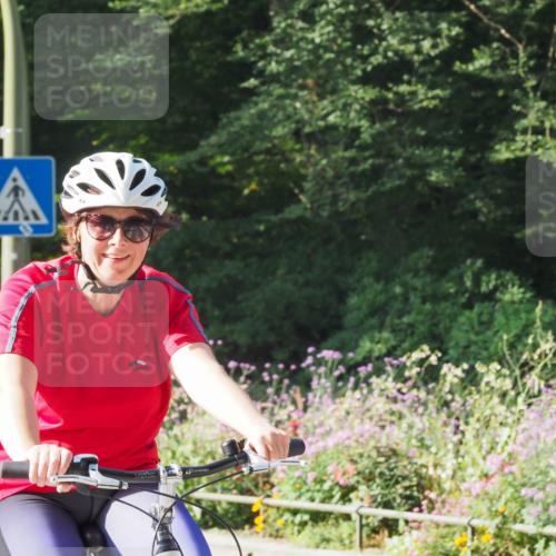 08.09.2024 - Stadtparktriathlon Zöllner http://msf.ph/oto/6988243 08.09.2024 10:08:10 Radfahren 233 meine-sportfotos.de