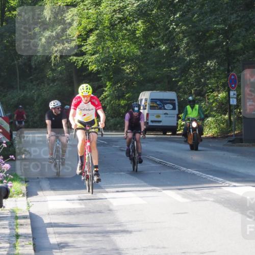 08.09.2024 - Stadtparktriathlon Zöllner http://msf.ph/oto/6988250 08.09.2024 10:08:38 Radfahren 205, 225, 228, 238, 255 meine-sportfotos.de