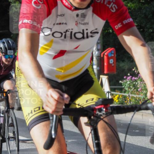 08.09.2024 - Stadtparktriathlon Zöllner http://msf.ph/oto/6988278 08.09.2024 10:08:41 Radfahren 192, 205, 225, 228, 229, 238, 255 meine-sportfotos.de