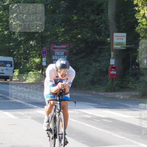 08.09.2024 - Stadtparktriathlon Zöllner http://msf.ph/oto/6988357 08.09.2024 10:09:07 Radfahren 186, 199, 213, 236 meine-sportfotos.de