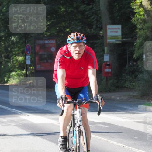 08.09.2024 - Stadtparktriathlon Zöllner http://msf.ph/oto/6988373 08.09.2024 10:09:14 Radfahren 186, 213, 236 meine-sportfotos.de