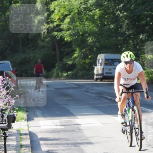 08.09.2024 - Stadtparktriathlon Zöllner http://msf.ph/oto/6988376 08.09.2024 10:09:14 Radfahren 186, 213, 236 meine-sportfotos.de