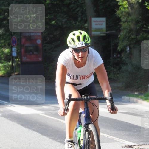 08.09.2024 - Stadtparktriathlon Zöllner http://msf.ph/oto/6988387 08.09.2024 10:09:15 Radfahren 186, 213, 232, 236 meine-sportfotos.de