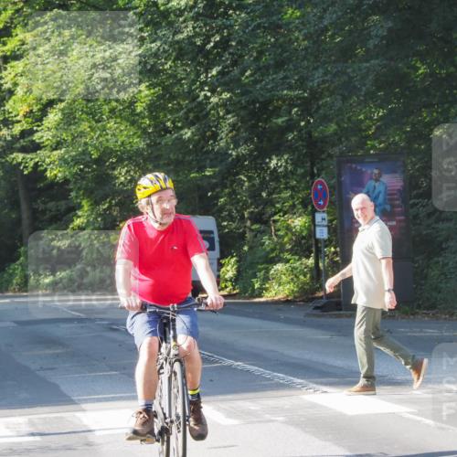 08.09.2024 - Stadtparktriathlon Zöllner http://msf.ph/oto/6988391 08.09.2024 10:09:22 Radfahren 232 meine-sportfotos.de