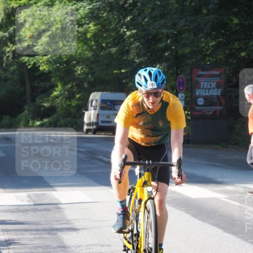 08.09.2024 - Stadtparktriathlon Zöllner http://msf.ph/oto/6988444 08.09.2024 10:10:03 Radfahren 247 meine-sportfotos.de