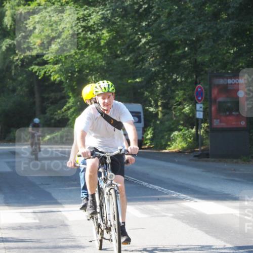 08.09.2024 - Stadtparktriathlon Zöllner http://msf.ph/oto/6988656 08.09.2024 10:12:06 Radfahren 211, 217, 254, 258 meine-sportfotos.de