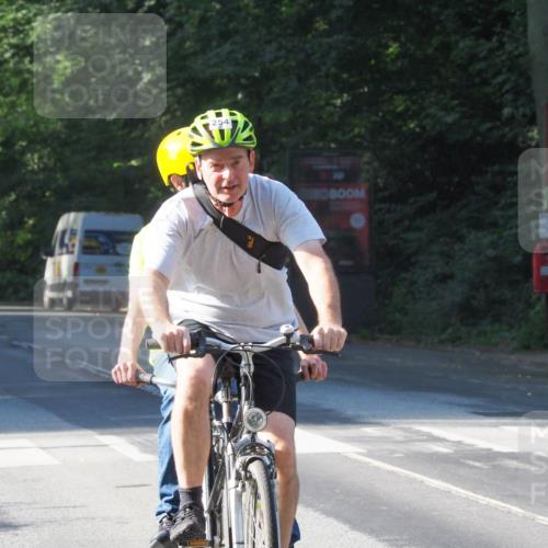 08.09.2024 - Stadtparktriathlon Zöllner http://msf.ph/oto/6988660 08.09.2024 10:12:07 Radfahren 211, 217, 254 meine-sportfotos.de
