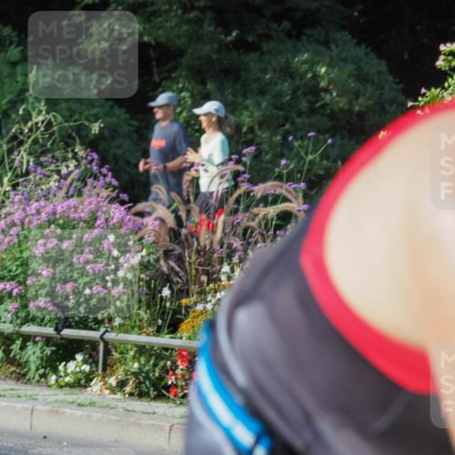 08.09.2024 - Stadtparktriathlon Zöllner http://msf.ph/oto/6988695 08.09.2024 10:12:16 Radfahren 211, 217, 227 meine-sportfotos.de