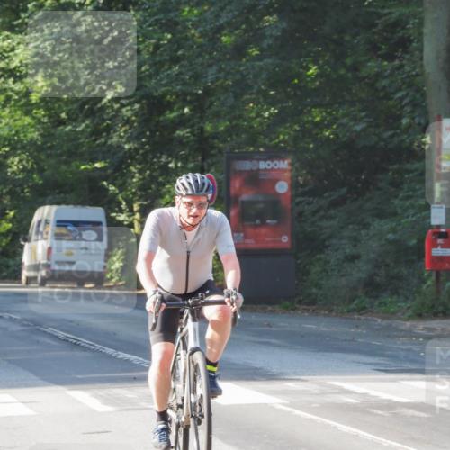 08.09.2024 - Stadtparktriathlon Zöllner http://msf.ph/oto/6988745 08.09.2024 10:12:45 Radfahren 209, 246 meine-sportfotos.de