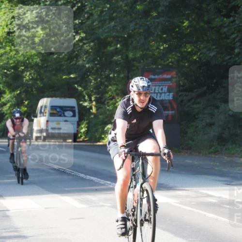 08.09.2024 - Stadtparktriathlon Zöllner http://msf.ph/oto/6988761 08.09.2024 10:12:54 Radfahren 209, 245 meine-sportfotos.de
