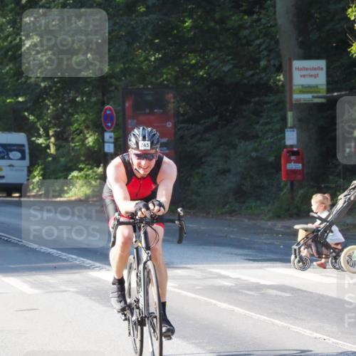 08.09.2024 - Stadtparktriathlon Zöllner http://msf.ph/oto/6988772 08.09.2024 10:12:56 Radfahren 209, 245 meine-sportfotos.de