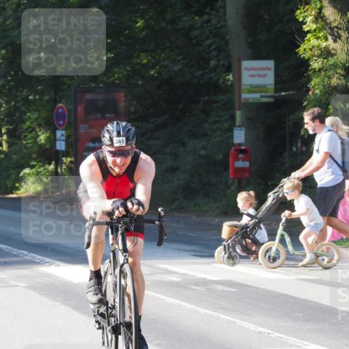 08.09.2024 - Stadtparktriathlon Zöllner http://msf.ph/oto/6988774 08.09.2024 10:12:56 Radfahren 209, 245 meine-sportfotos.de