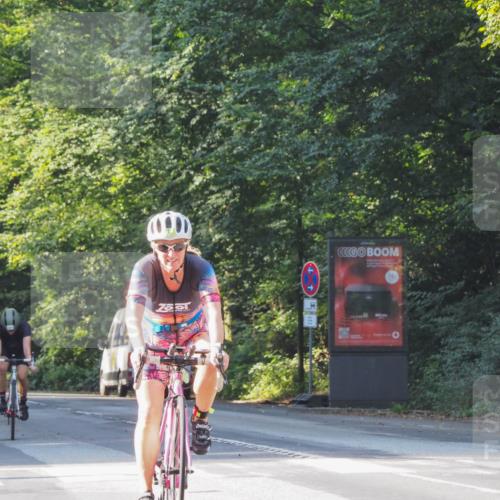 08.09.2024 - Stadtparktriathlon Zöllner http://msf.ph/oto/6988832 08.09.2024 10:13:40 Radfahren 207, 222, 226, 249 meine-sportfotos.de