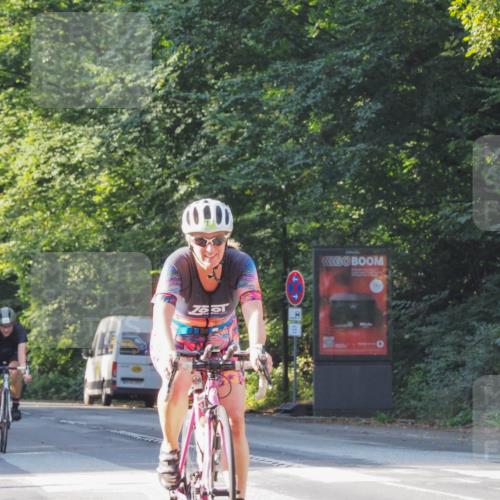 08.09.2024 - Stadtparktriathlon Zöllner http://msf.ph/oto/6988837 08.09.2024 10:13:40 Radfahren 207, 222, 226, 249 meine-sportfotos.de