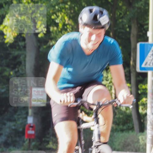 08.09.2024 - Stadtparktriathlon Zöllner http://msf.ph/oto/6988883 08.09.2024 10:13:48 Radfahren 221, 222, 226, 252 meine-sportfotos.de