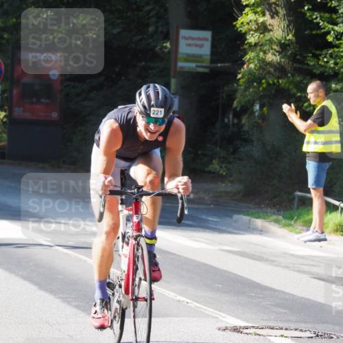 08.09.2024 - Stadtparktriathlon Zöllner http://msf.ph/oto/6988889 08.09.2024 10:13:55 Radfahren 216, 221, 252 meine-sportfotos.de