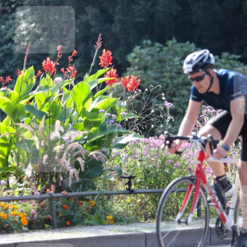 08.09.2024 - Stadtparktriathlon Zöllner http://msf.ph/oto/6988957 08.09.2024 11:11:38 Radfahren 375, 444 meine-sportfotos.de
