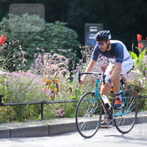 08.09.2024 - Stadtparktriathlon Zöllner http://msf.ph/oto/6988978 08.09.2024 11:12:05 Radfahren 395, 464, 485, 492, 499, 539 meine-sportfotos.de