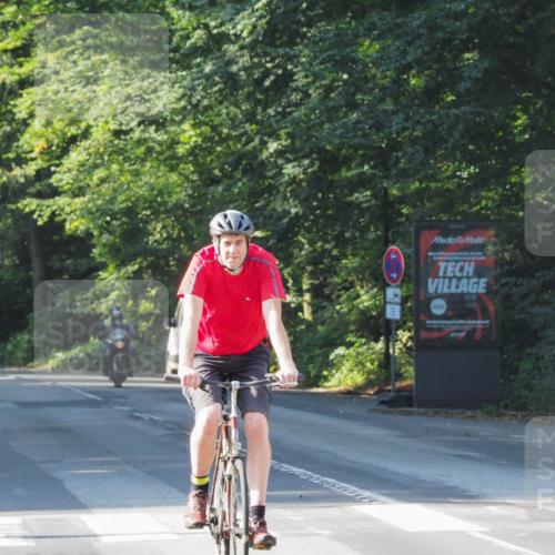 08.09.2024 - Stadtparktriathlon Zöllner http://msf.ph/oto/6988979 08.09.2024 10:14:17 Radfahren 202, 231 meine-sportfotos.de